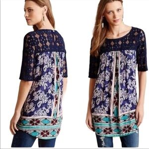 Anthropologie Akemi + Kin Blue White Motif Tunic Top